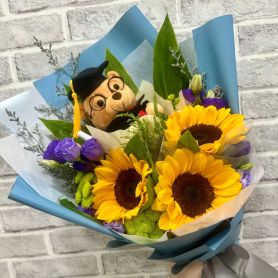 Golden Success Graduation Bouquet - 3 Sunflowers with Graduation Bear